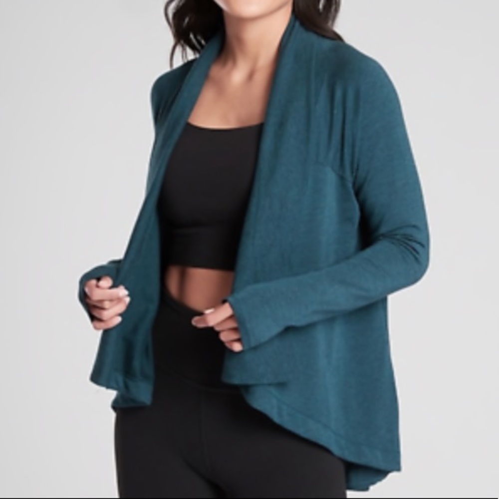 EUC Athleta Nirvana Wrap